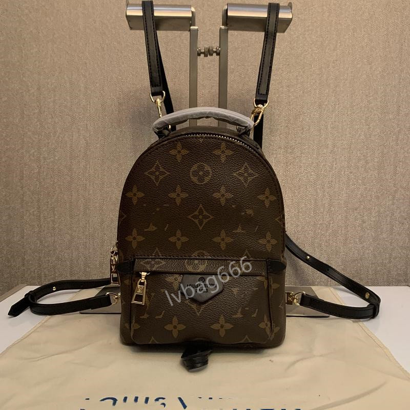Designers Mini Bag Backpack Women Leather PALM SPRINGS Handbags Travel Shoulder School Bags Luxury Messenger backpack GGs LOUISS VUTTONS LVs YSLs
Designers Mini Bag Backpack Women Leather PALM SPRINGS Handbags Travel Shoulder School Bags Luxury Messenger backpack GGs LOUISS VUTTONS LVs YSLs
