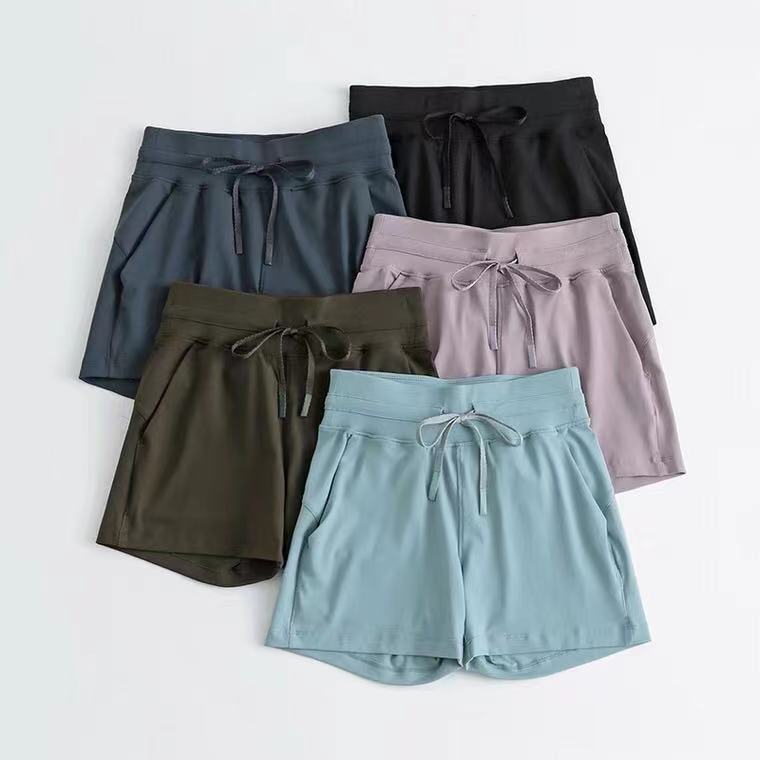 L080 Ready to L yoga shorts 3" solid color sports Gym wear breeches leggings elastic Fitness Lady Yoga Short yogaworld, Dark blue not black
L080 Ready to L yoga shorts 3" solid color sports Gym wear breeches leggings elastic Fitness Lady Yoga Short yogaworld, Dark blue not black