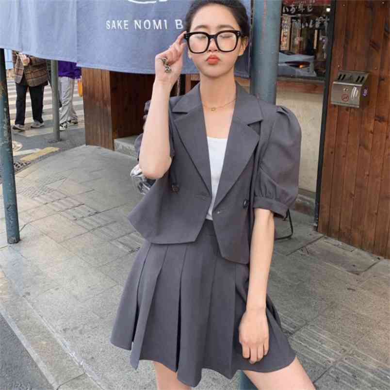 Korean Fashion Office Ladies Women Summer 2 Piece Set Puff Sleeve Blazer Coat + Mini Pleated Skirts Suit 210519