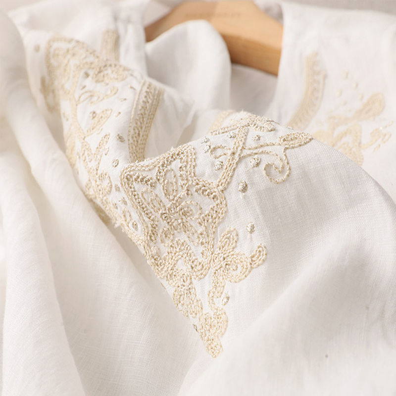 Arrival Summer Women Half Sleeve V-neck T-shirt High Quality Embroidery Cotton Linen Vintage Tee Shirt Femme White Tops M27 210512