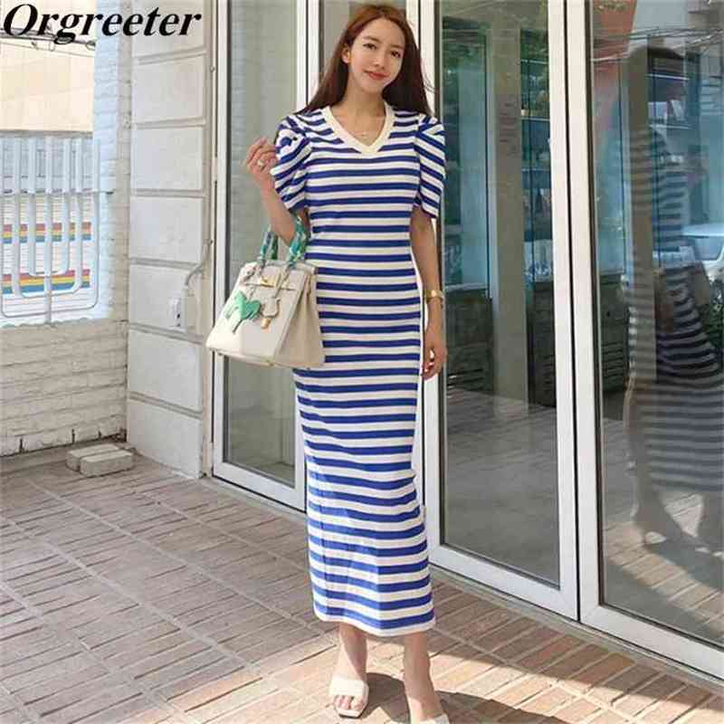 Casual Striped Dress for WOmen Summer V-neck Ruched Puff sleeve High waist Slim Stretch Split Bodycon Sheath Mid 210602, Black
Casual Striped Dress for WOmen Summer V-neck Ruched Puff sleeve High waist Slim Stretch Split Bodycon Sheath Mid 210602, Black