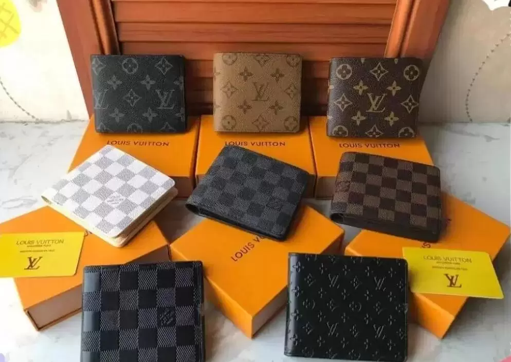7-7Designers Luxurys Paris Plaid Style Men Short Wallets Coin Pouch Coin Purse Key Mini Wallet Card Holders Credit Card GGLVLouis
VittonYSL
VUTTON
7-7Designers Luxurys Paris Plaid Style Men Short Wallets Coin Pouch Coin Purse Key Mini Wallet Card Holders Credit Card GGLVLouis
VittonYSL
VUTTON