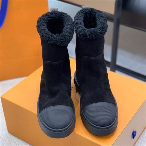 Genuine Leather casual boots luxury women shoes Martin boot stitching Upper is imported calfskin designer lady Short booties with Box, As picture
Genuine Leather casual boots luxury women shoes Martin boot stitching Upper is imported calfskin designer lady Short booties with Box, As picture