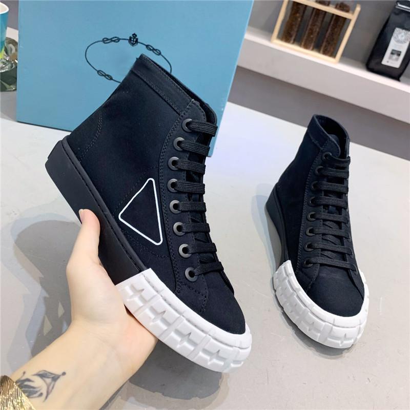 Designers Wheel Re-Nylon Sneakers Women Casual Shoes High Top Combat Boots All-match Stylist Shoe Lace up Flat Trainers With Box, 18
Designers Wheel Re-Nylon Sneakers Women Casual Shoes High Top Combat Boots All-match Stylist Shoe Lace up Flat Trainers With Box, 18