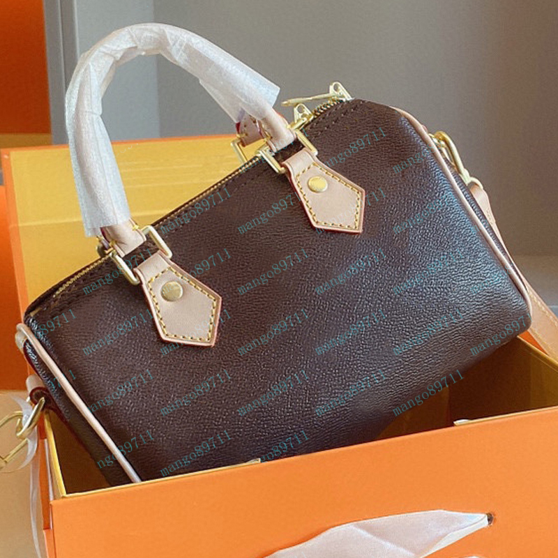 Purse Handbag Genuine Leather Serial Number Handbags Women bags ShoulderBags Tote Bag 25cm With key Lock Box
Purse Handbag Genuine Leather Serial Number Handbags Women bags ShoulderBags Tote Bag 25cm With key Lock Box