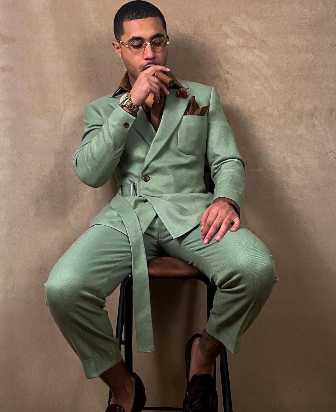 Unique Designer Men Customized Wedding Tuxedos Red Carpet Groom Wear Dinner Prom Party Blazer (Jacket+Pants)