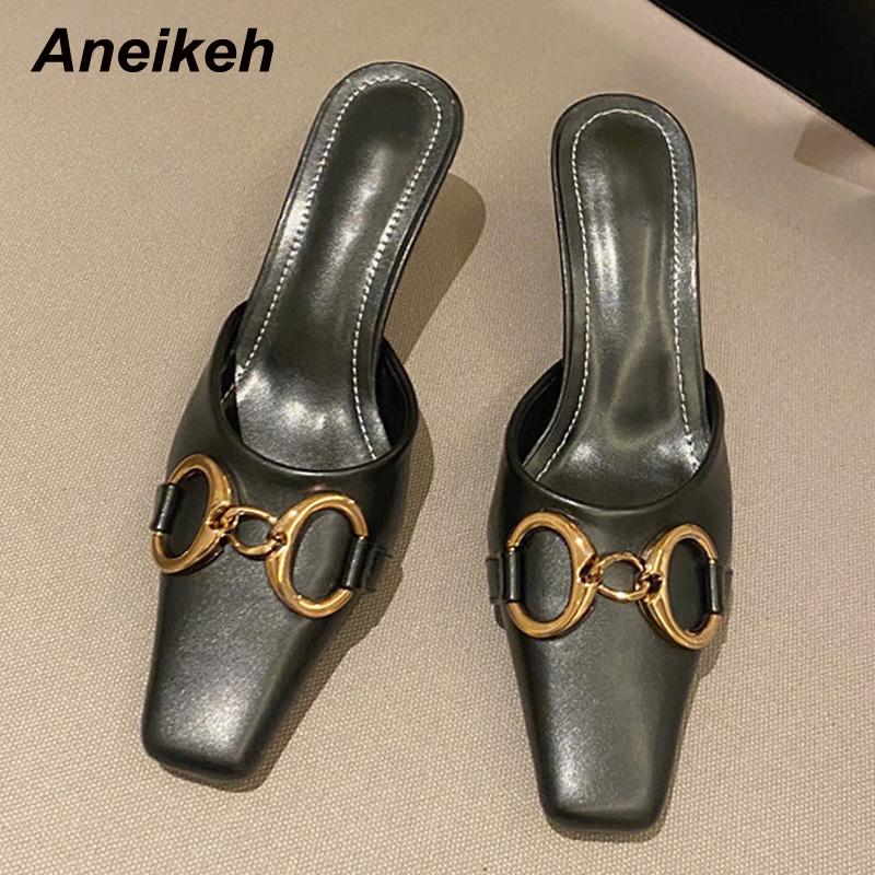 Aneikeh 2021 Summer Pointed Toe Slippers Sapatos Das Mulheres Stiletto Heel PU Metal Decoration Basic Fashion Sexy Outside Black 
Aneikeh 2021 Summer Pointed Toe Slippers Sapatos Das Mulheres Stiletto Heel PU Metal Decoration Basic Fashion Sexy Outside Black