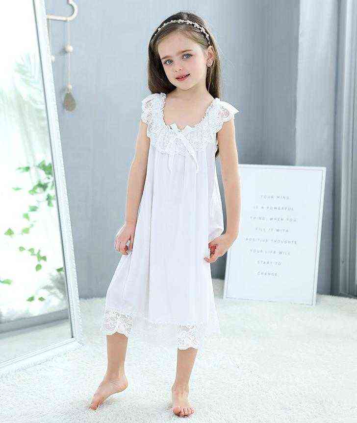 Summer Children's Girls Dress Sleepwear White Lace Cotton Princess Vintage Nightgowns Baby Nightdress Kids Clothes Vestidos 211105