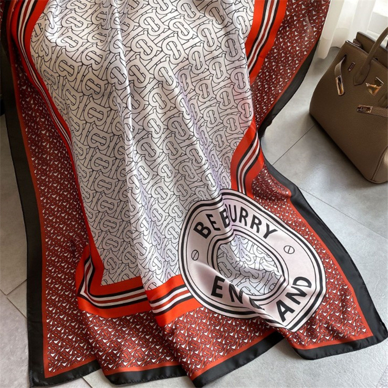 Long Scarf New Silk Forged Shawl Sunscreen Spring Emulation European and American Classic Letter Printing No. 3
Long Scarf New Silk Forged Shawl Sunscreen Spring Emulation European and American Classic Letter Printing No. 3