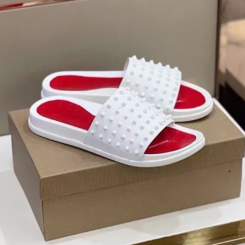 Designer Spikes Rubber Sliders Pool Fun Flat Slippers Men Red Bottom Platform Sandal Wide Scuffs White Calfskin Leather Mules Printing Lette, Black
Designer Spikes Rubber Sliders Pool Fun Flat Slippers Men Red Bottom Platform Sandal Wide Scuffs White Calfskin Leather Mules Printing Lette, Black