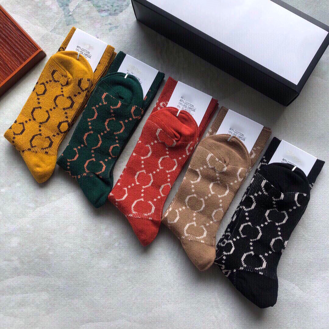 2021ss wholesale 5pairs/box mens sports socks pure color casual sock for men 3 colors wowen 100%cotton, Black
2021ss wholesale 5pairs/box mens sports socks pure color casual sock for men 3 colors wowen 100%cotton, Black