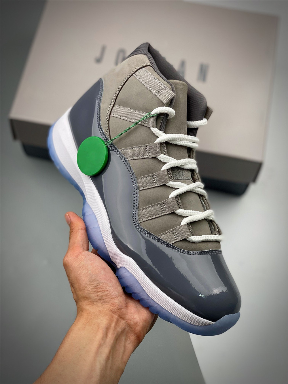 2021 Release Authentic 11 High OG Cool Grey Mens Shoes Medium Gray White Gamma Blue Real Carbon Fiber Outdoor Sports Sneakers With Original Box US7-13, Black
2021 Release Authentic 11 High OG Cool Grey Mens Shoes Medium Gray White Gamma Blue Real Carbon Fiber Outdoor Sports Sneakers With Original Box US7-13, Black