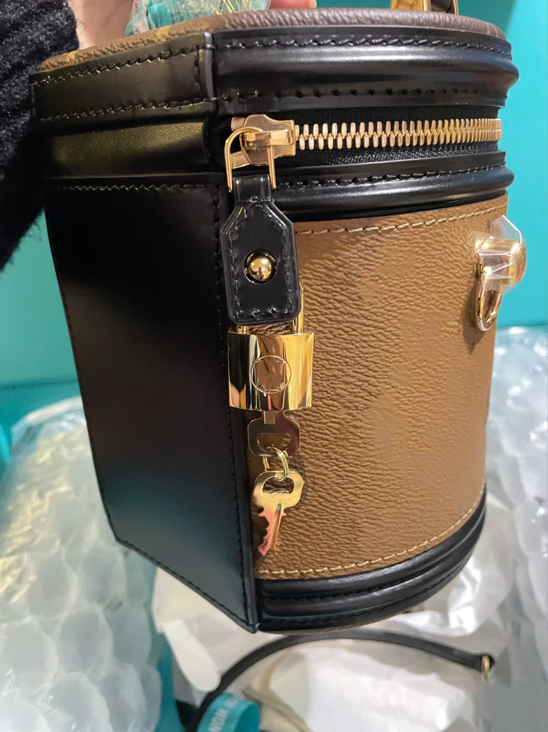 bucket designers handbags bag l0g0 women designer handbag leather fashion topquality round cosmetic case lady purse 21ss