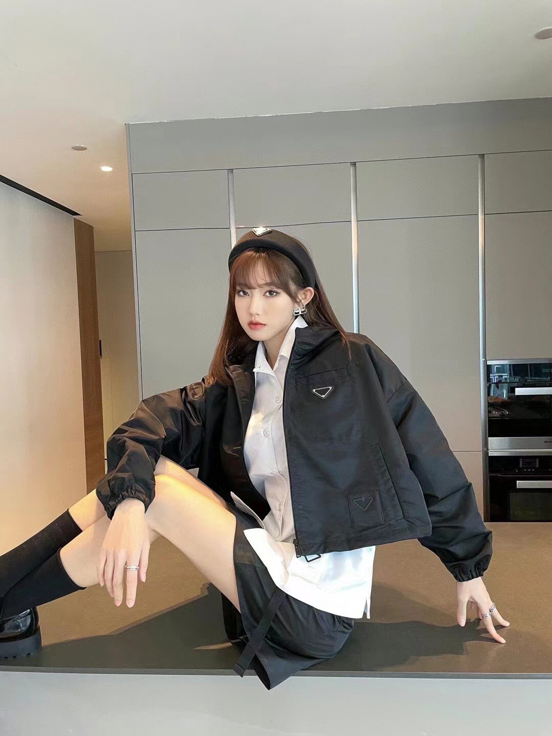 2021 Two Piece Sets women suit fashion casual pants breathable mesh comfortable travel Imported mink velvet flexible Top Limited series set 
2021 Two Piece Sets women suit fashion casual pants breathable mesh comfortable travel Imported mink velvet flexible Top Limited series set
