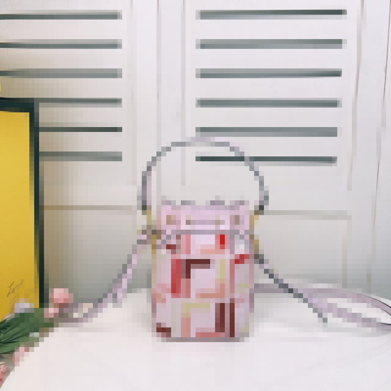 top quality designer luxury handbags purses Mini bag mon Transparent tresor Bucket Handbag Leather drawstring Shoulder Bags Perforated Size:12x18x10CM
top quality designer luxury handbags purses Mini bag mon Transparent tresor Bucket Handbag Leather drawstring Shoulder Bags Perforated Size:12x18x10CM