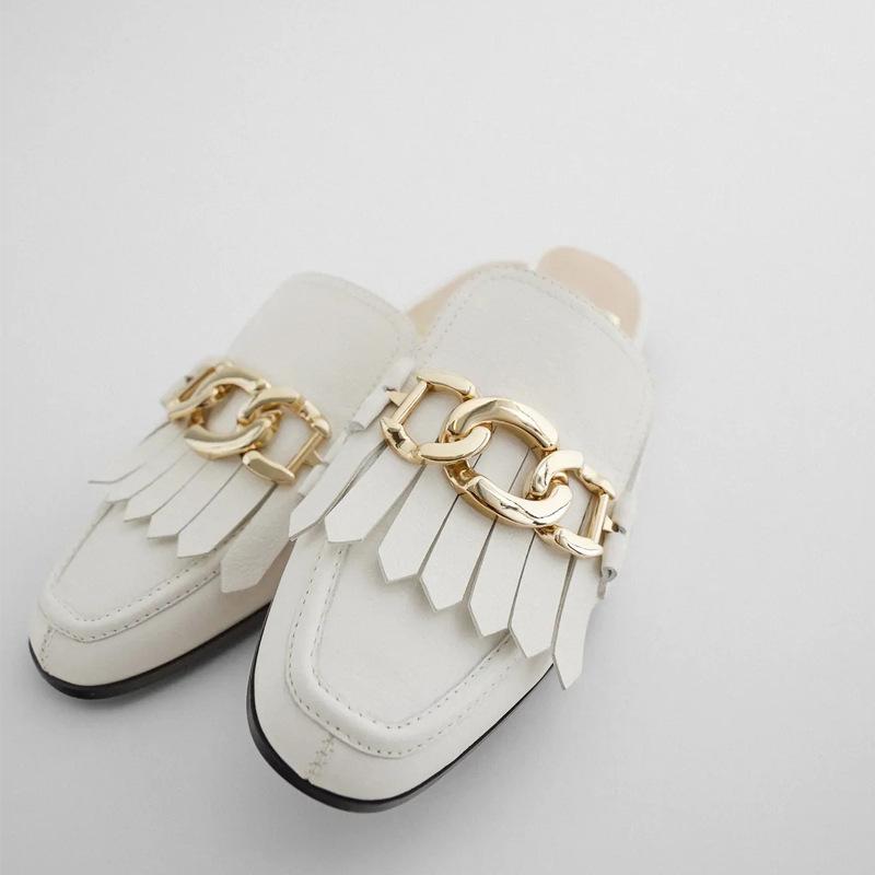 Slippers Simple Stylish Love Womens Shoes Summer Metal Chain British Style Small Leather Wild Casual Personality Single Women, Beige
Slippers Simple Stylish Love Womens Shoes Summer Metal Chain British Style Small Leather Wild Casual Personality Single Women, Beige