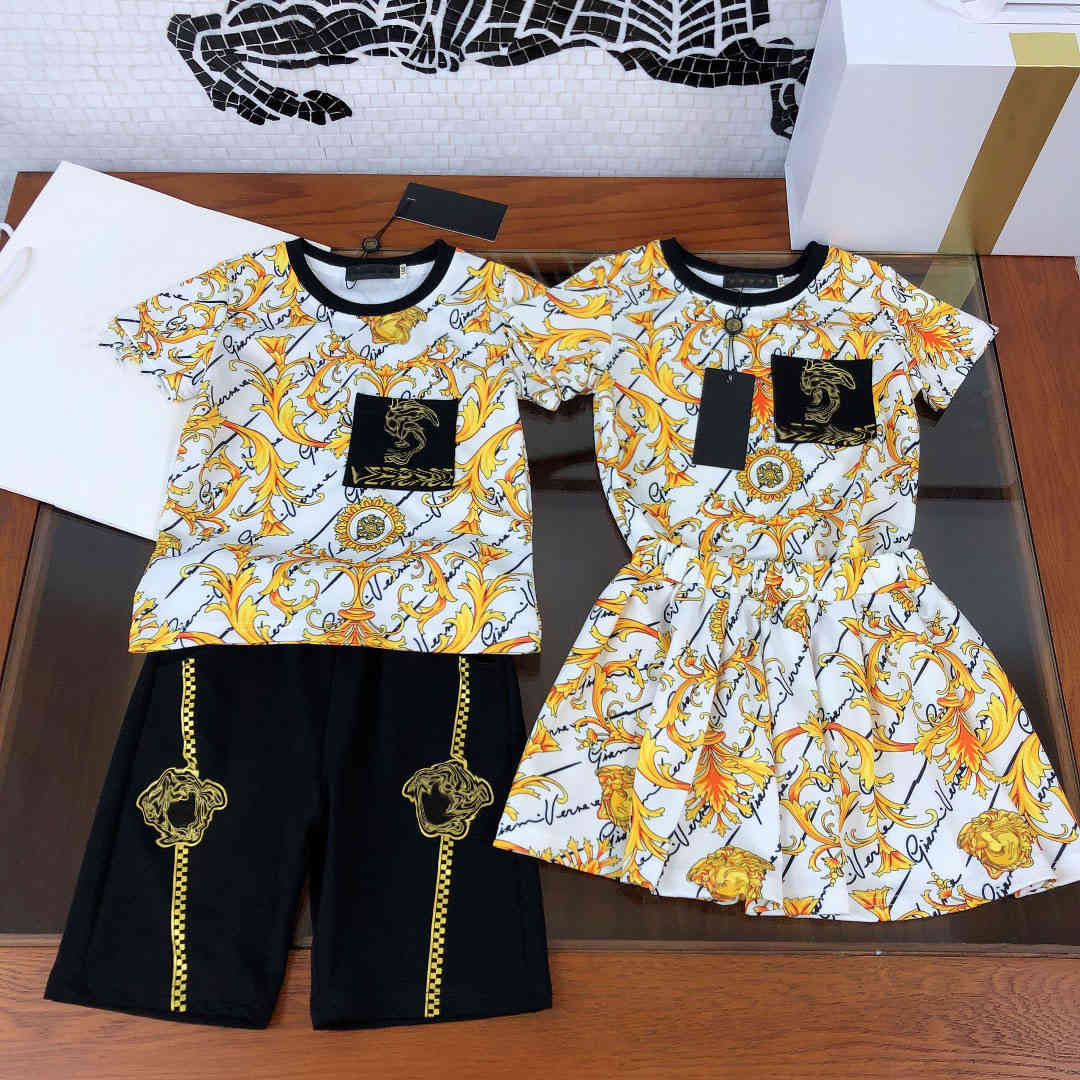 summer Vers and ace brand sete t shirt boys grils cotton short skirts set Designers Clothes Kids outfits two piec sports suit crew neck
summer Vers and ace brand sete t shirt boys grils cotton short skirts set Designers Clothes Kids outfits two piec sports suit crew neck