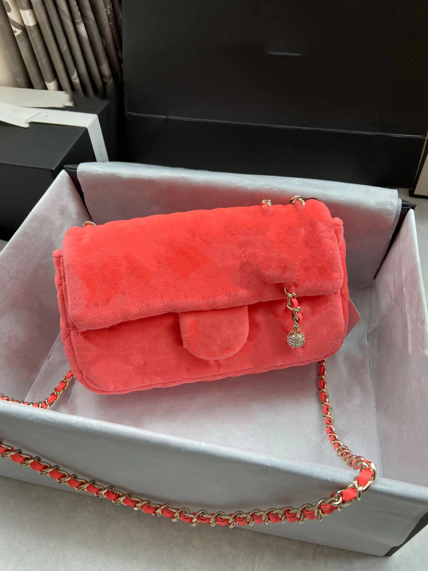 5A+ Luxury Designer Bag Leather Chain Crossbody Bags For Women Handbags Shoulder Bags Messenger Female Clutch
5A+ Luxury Designer Bag Leather Chain Crossbody Bags For Women Handbags Shoulder Bags Messenger Female Clutch