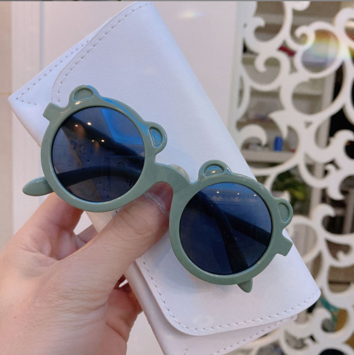 Wholesale Kids Sunglasses Cartoon Shape Girls Boy Children Sun Glasses Round Street Beat Eyeglasses Cute Baby Shades Eyewears Z260305