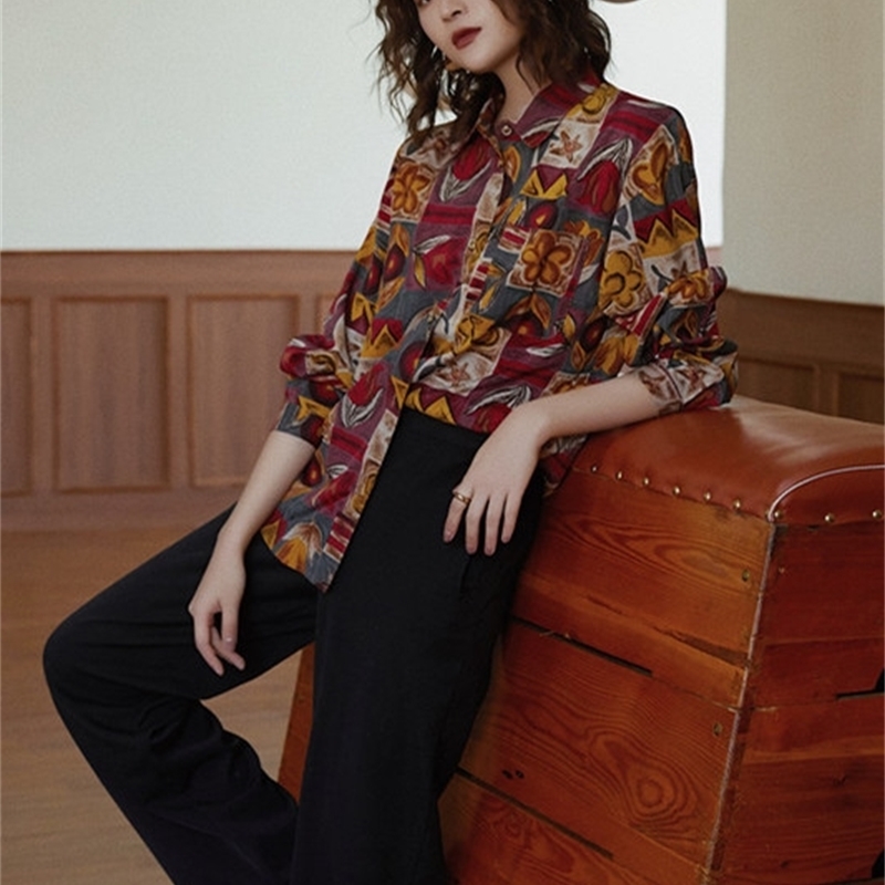 Fall Women Vintage Long Sleeve Shirt Tops And Blouse Button Up Collar Floral Print Ladies Top 210427