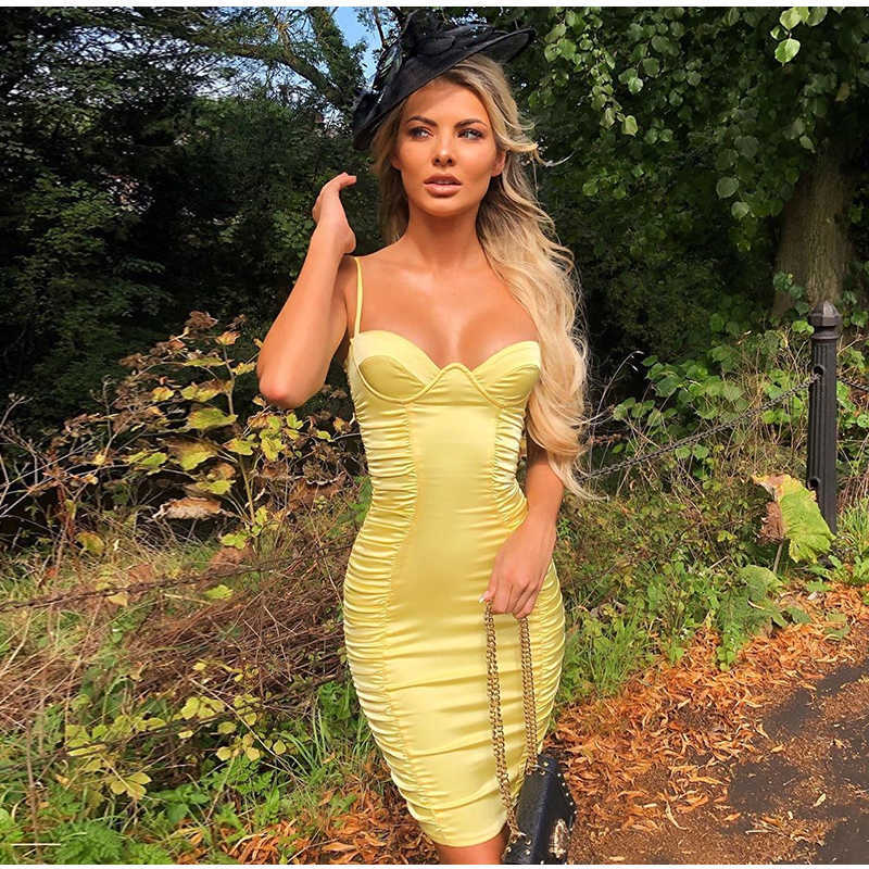 Colysmo Women Sexy Dress Summer Chest Curve Cut Side Ruched Bodycon Party Plus Size Glossy Satin White Lemon 210527