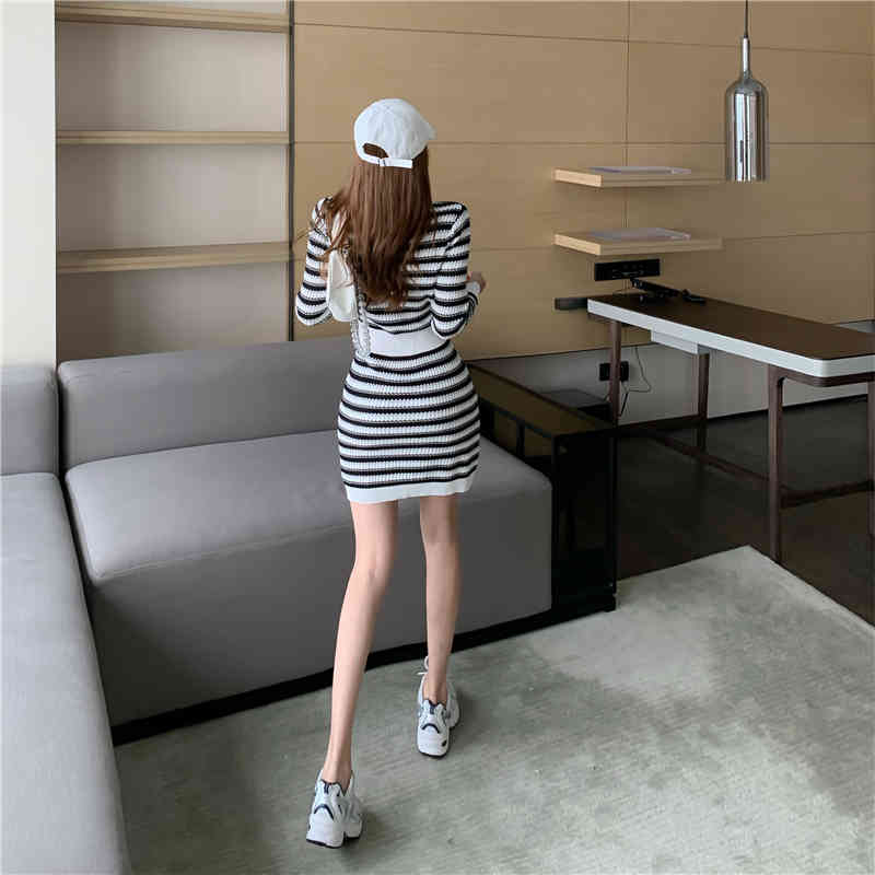 Spring Fashion Stripe Knitted Women Mini Dress Ladies Vintage Single-breasted Bodycon Dress 210518