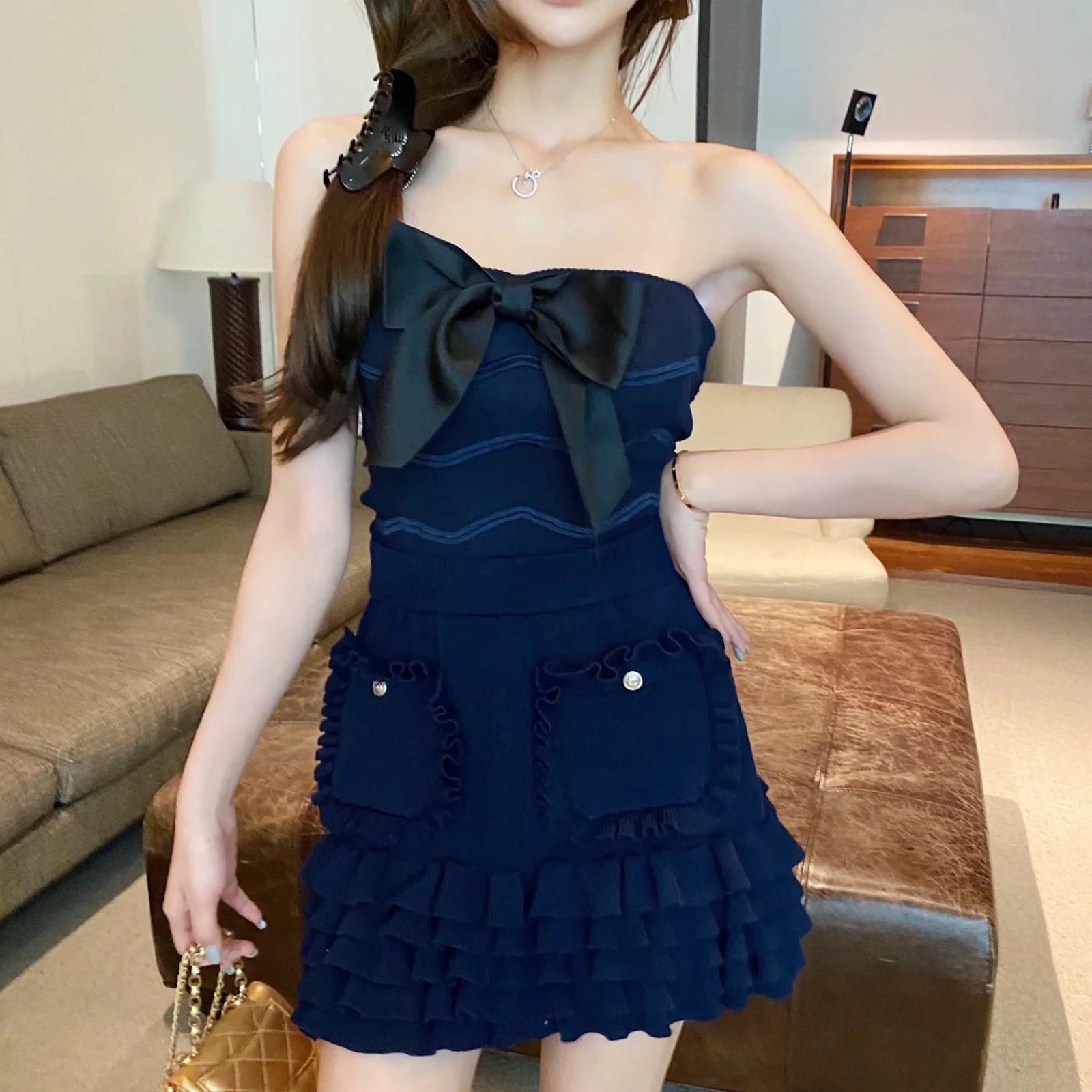 Summer 2 Piece Set Women Sexy Sweet Bowknot Knitted Strapless Top + High Waist Ruffles Cake Mini Skirt Suit 210519