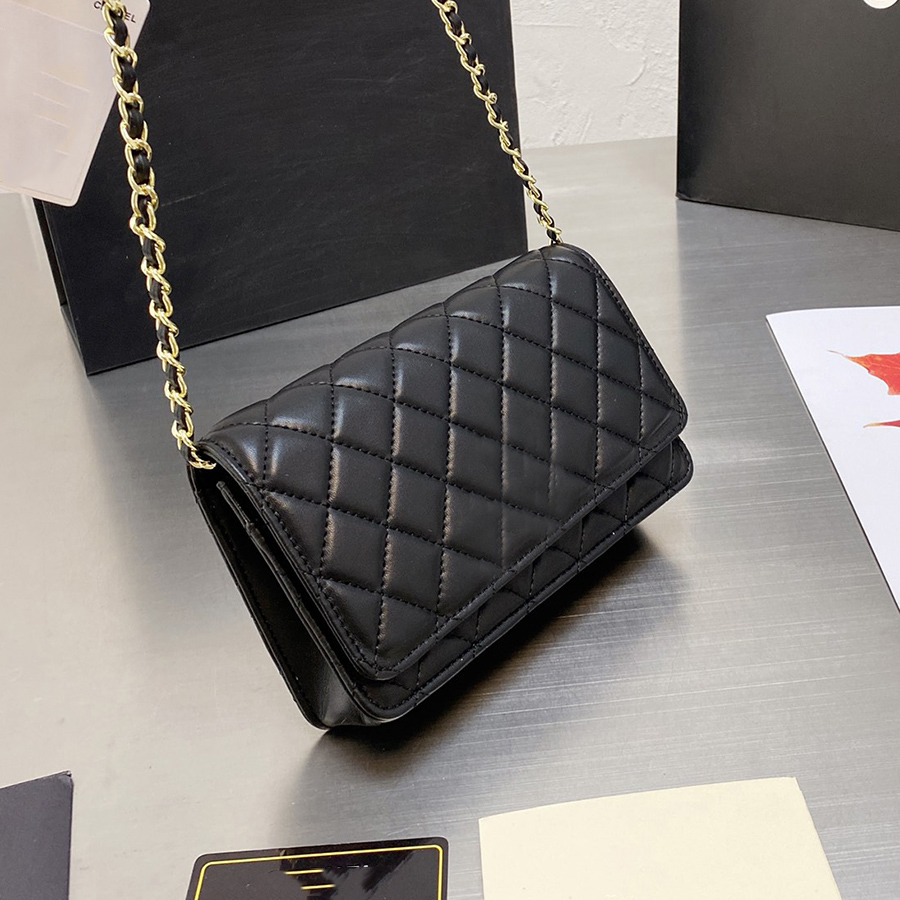 Women Designer Bags Handbag Totes Shoulder Cross Body TOP-Quality Classic Square Cover Sheepskin Chains Fortune bag 19*13cm,2 colours
Women Designer Bags Handbag Totes Shoulder Cross Body TOP-Quality Classic Square Cover Sheepskin Chains Fortune bag 19*13cm,2 colours