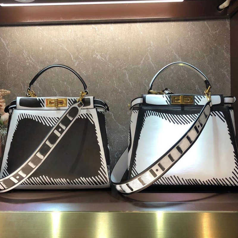 Hanghhangbag Women S Mini Luxurys Designers Bags 2021 designer Womens handbags Purses Crossbody Bag Wallet Handbag Louisbags_18 Tote Genuine
Hanghhangbag Women S Mini Luxurys Designers Bags 2021 designer Womens handbags Purses Crossbody Bag Wallet Handbag Louisbags_18 Tote Genuine