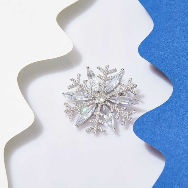 HEF jewelry original frost snow Brooch female ins temperament badge pin accessories 925 Sterling Silver
HEF jewelry original frost snow Brooch female ins temperament badge pin accessories 925 Sterling Silver