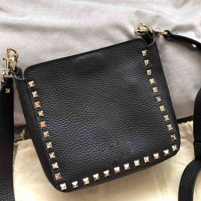 Evening Bags Mini Luxury Designer Wallet Shoulder Cross Body Genuine leather Different colors Fashion brand Various styles High-quality with IE8W, 1# shoe box
Evening Bags Mini Luxury Designer Wallet Shoulder Cross Body Genuine leather Different colors Fashion brand Various styles High-quality with IE8W, 1# shoe box