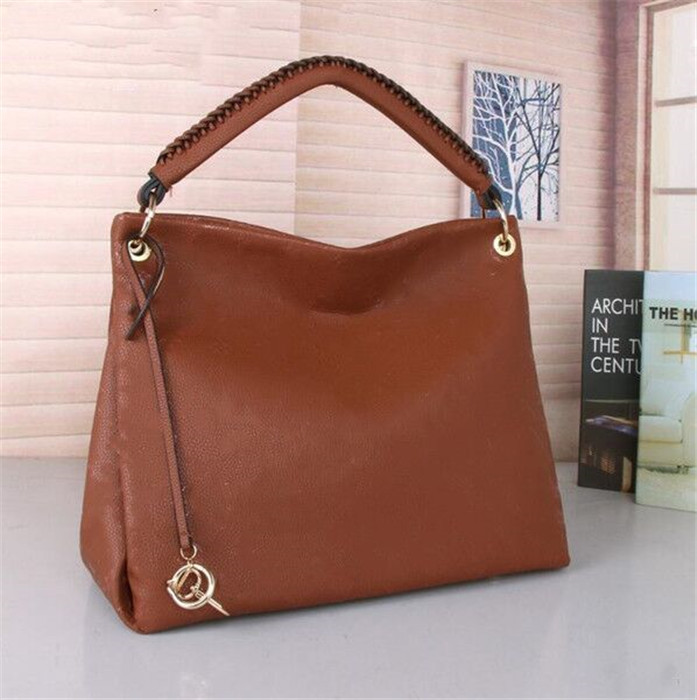 nbv hot new high quality chain shoulder fashion bag casual fashion bag tassel decoration single shoulder handbag
nbv hot new high quality chain shoulder fashion bag casual fashion bag tassel decoration single shoulder handbag