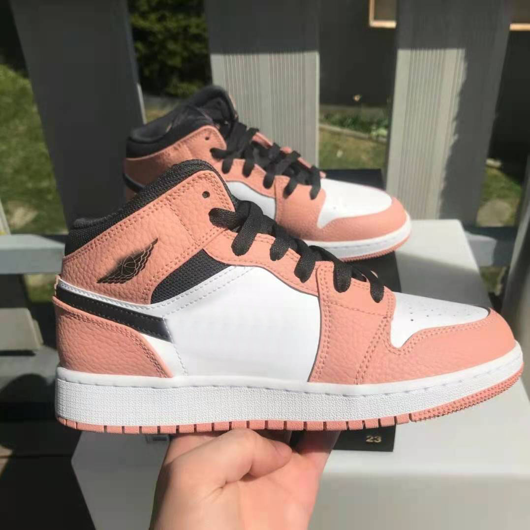 Basketball Shoes 1 1s Jumpman Womens Trainers University High Pink Women Sports Sneakers, Customize
Basketball Shoes 1 1s Jumpman Womens Trainers University High Pink Women Sports Sneakers, Customize