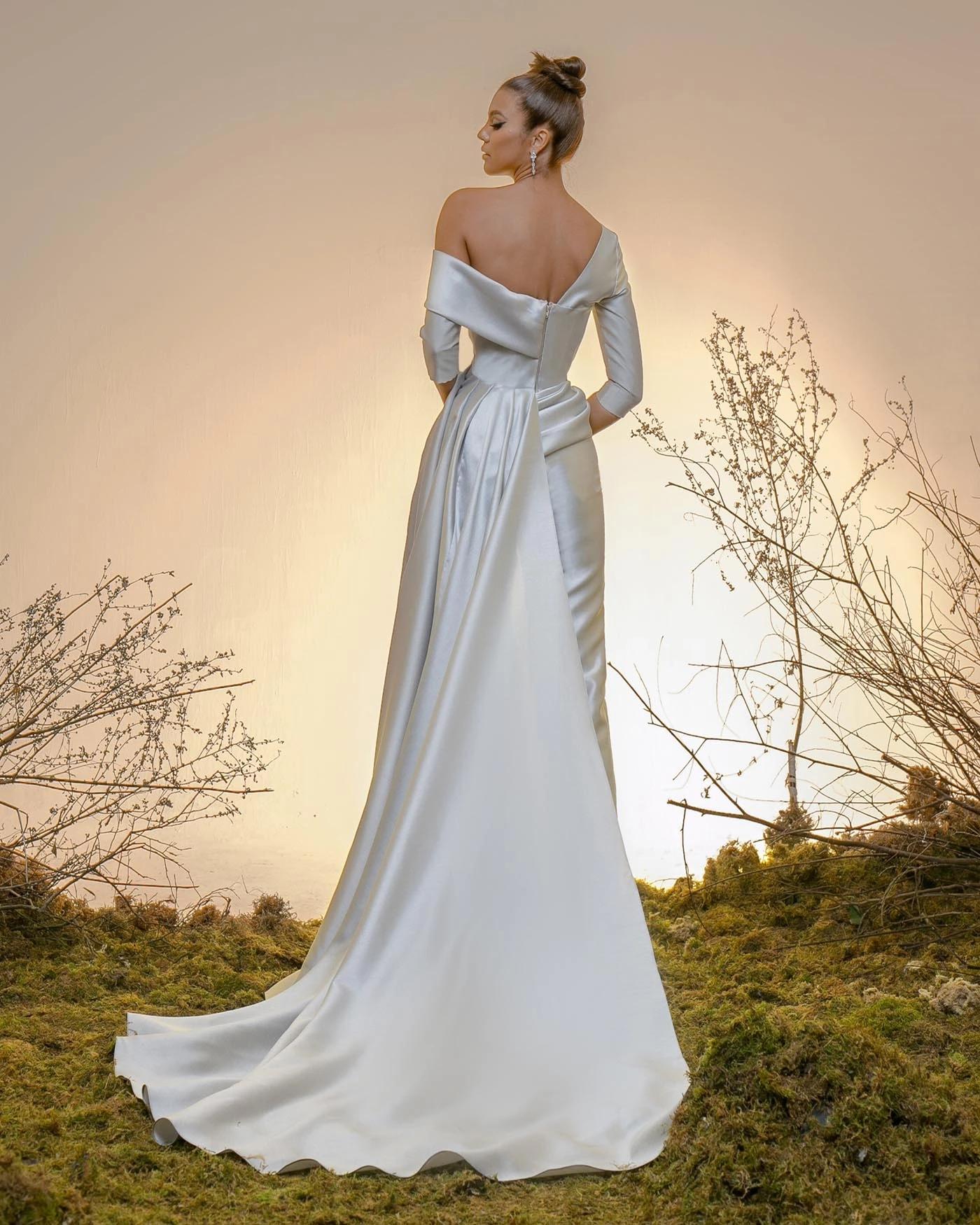 Sexy Silver Prom Jumpsuit Dresses with Long Train Satin Off the Shoulder 3/4 Long Sleeves Formal Evening Occasion Gowns Women Pants