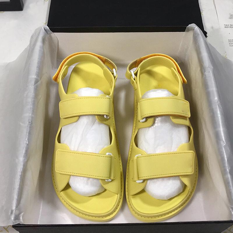 Luxury running women's sandals designer fashion leather soft sheepskin plastic slide sports leisure platform Velcro multifunctional Roman shoes, Black
Luxury running women's sandals designer fashion leather soft sheepskin plastic slide sports leisure platform Velcro multifunctional Roman shoes, Black