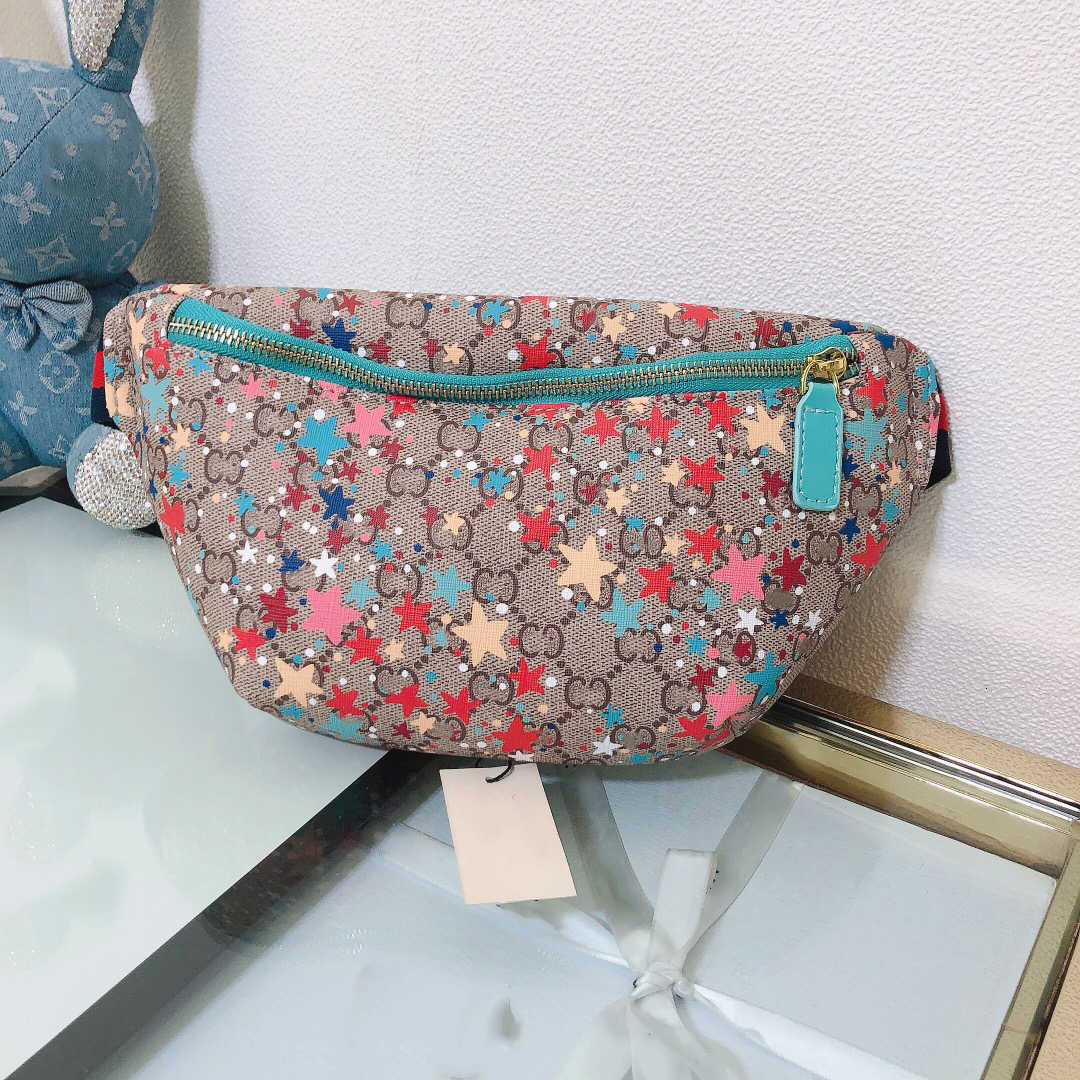 Children's Waist bag backpack boys schoolbag brand kids crossbody bagscolor bags designer bear backpacks size 25*18*10
Children's Waist bag backpack boys schoolbag brand kids crossbody bagscolor bags designer bear backpacks size 25*18*10