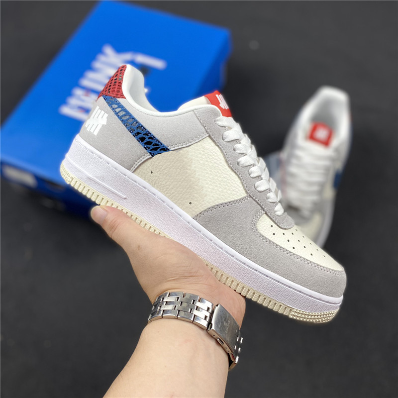 First USA Force Undefeated x 1 Low 5 On It Women Men shoes Sneakers Sports DM8461 001 Retro, Blue
First USA Force Undefeated x 1 Low 5 On It Women Men shoes Sneakers Sports DM8461 001 Retro, Blue