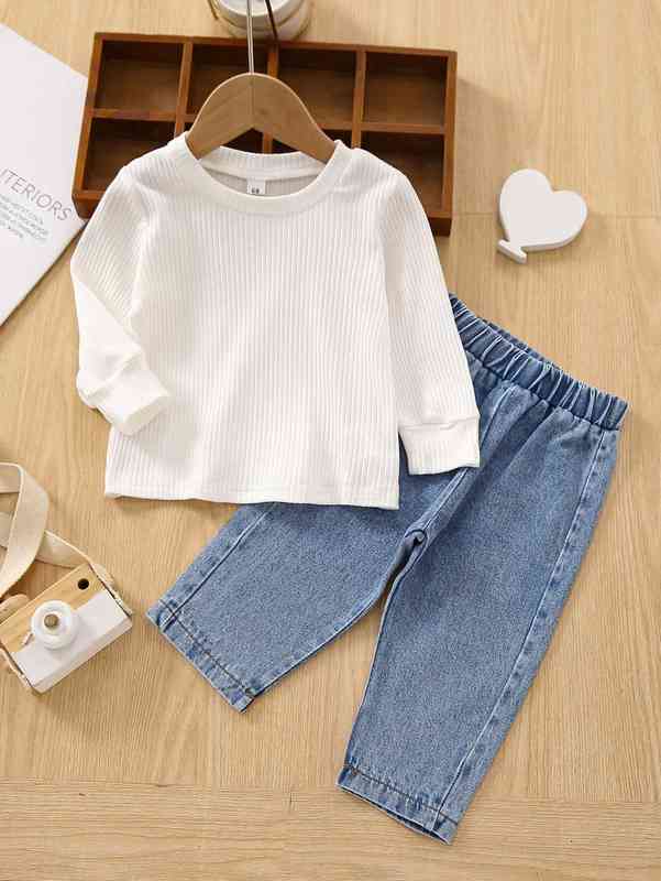 Baby Ribbed Knit Pullover & Jeans SHE