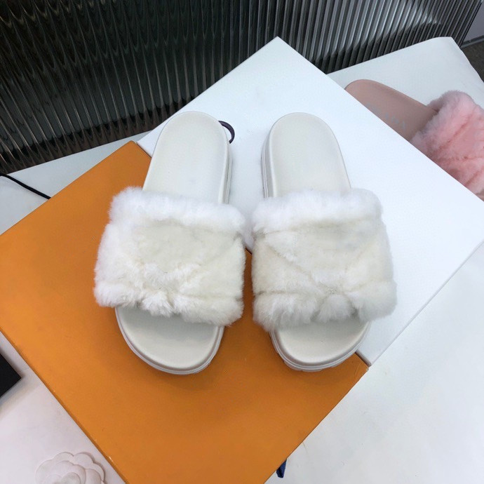 Prad Summer fashion Beach high quality Ladies Sandals comfortable Rhinestone Platform Wedges Women Shoes Footwear Gladiator Open Toe Slides size35-40, Choose the color
Prad Summer fashion Beach high quality Ladies Sandals comfortable Rhinestone Platform Wedges Women Shoes Footwear Gladiator Open Toe Slides size35-40, Choose the color