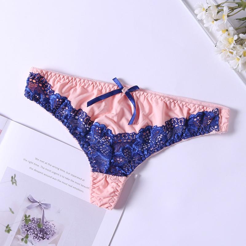 Women's Panties Sexy And Alluring Lace T-pants Hollow Out Girl's Thong Stitching Perspective Of Underwear With Middle Low Waist
Women's Panties Sexy And Alluring Lace T-pants Hollow Out Girl's Thong Stitching Perspective Of Underwear With Middle Low Waist