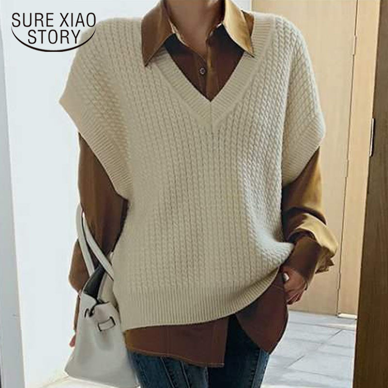 Korean Autumn Winter Loose Women Sleeveless Sweater Tops Chic V-neck Twisted Ladies Solid Knitted Pullover Vest Femme 11318 210510