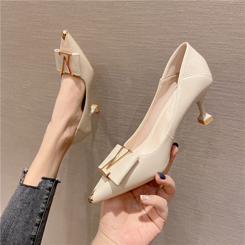 pointed Dress mouth Shoes Shallow single shoes spring high heels women's fashion bright diamond cat heel soft leather comfortable work 5a-9 7RGK, 1# shoe box
pointed Dress mouth Shoes Shallow single shoes spring high heels women's fashion bright diamond cat heel soft leather comfortable work 5a-9 7RGK, 1# shoe box