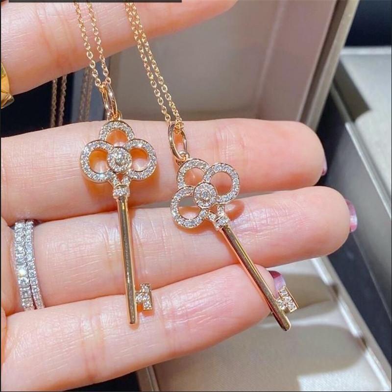 Classic Charm And Elegant Full Diamond Pendant Necklace, Holiday Gift Chains, Silver
Classic Charm And Elegant Full Diamond Pendant Necklace, Holiday Gift Chains, Silver