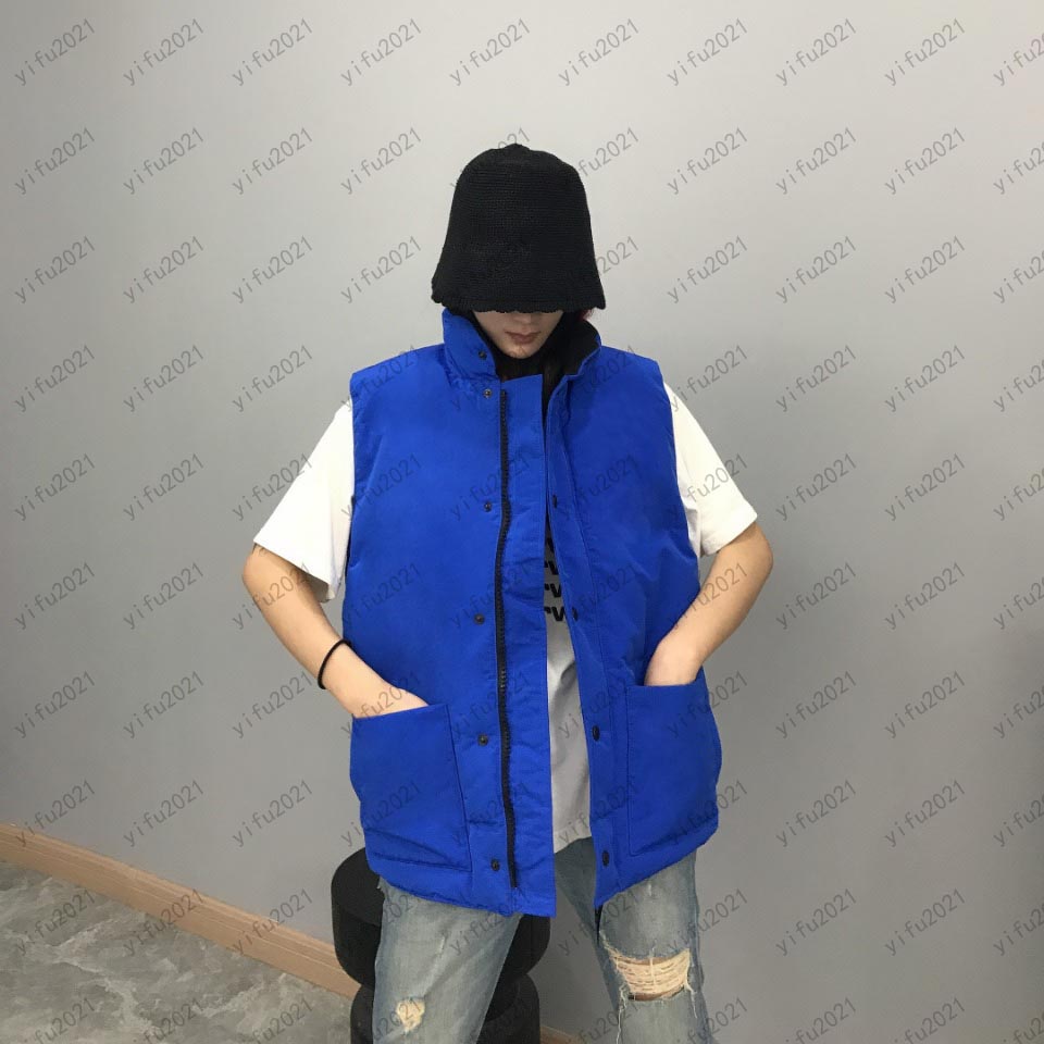 Winter men women warm solid down vest sleeveless jacket Classic Feather Weskit Jackets Casual bodywarmer Vests Coat Puffer Doudoune Homme pa, Black;white
Winter men women warm solid down vest sleeveless jacket Classic Feather Weskit Jackets Casual bodywarmer Vests Coat Puffer Doudoune Homme pa, Black;white