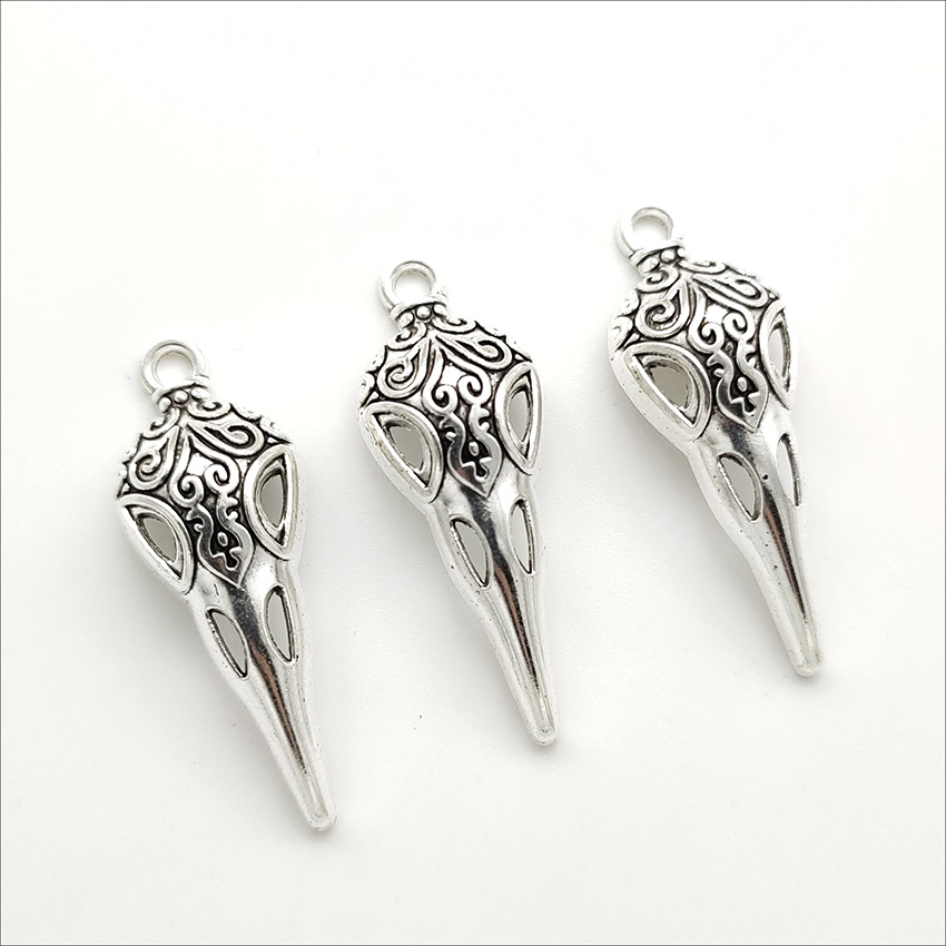 Lot 100pcs Bird Skull Tibetan Silver Charms Beads Pendants for jewelry making Earring Necklace Bracelet Key chain accessories 35*13mm DH0379
Lot 100pcs Bird Skull Tibetan Silver Charms Beads Pendants for jewelry making Earring Necklace Bracelet Key chain accessories 35*13mm DH0379