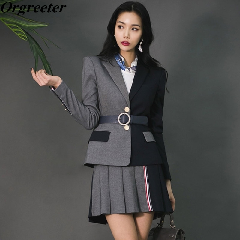Korean Classic Black Gray Hit Color Notched Blazers Suit and Pleated Skirt 2 Piece Set Women Button Cuffs Student 210525
Korean Classic Black Gray Hit Color Notched Blazers Suit and Pleated Skirt 2 Piece Set Women Button Cuffs Student 210525