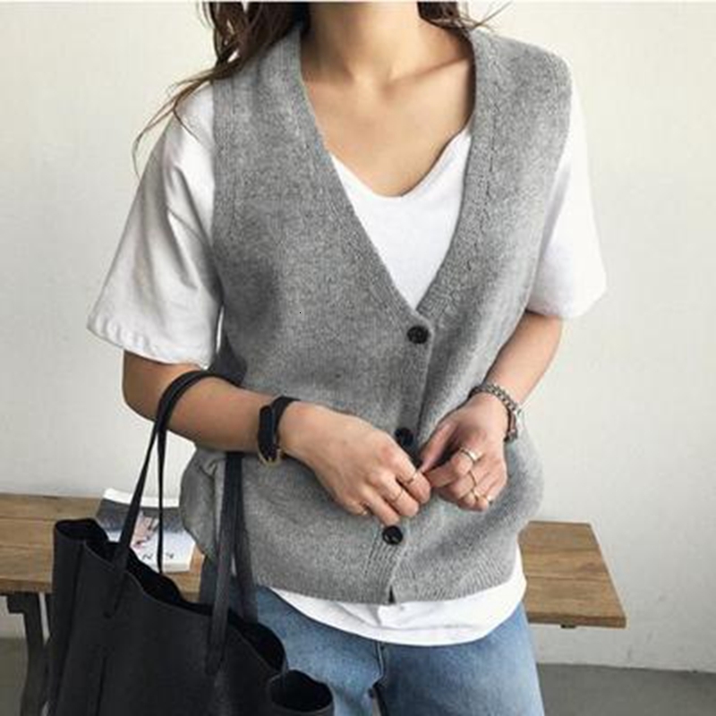 Women's Sweaters Attyyws women's short wool sweater, sleeveless, knitted or crocheted, in v-neck, of cashmere, plain, for women, jacket 25J5, 1# shoe box
Women's Sweaters Attyyws women's short wool sweater, sleeveless, knitted or crocheted, in v-neck, of cashmere, plain, for women, jacket 25J5, 1# shoe box