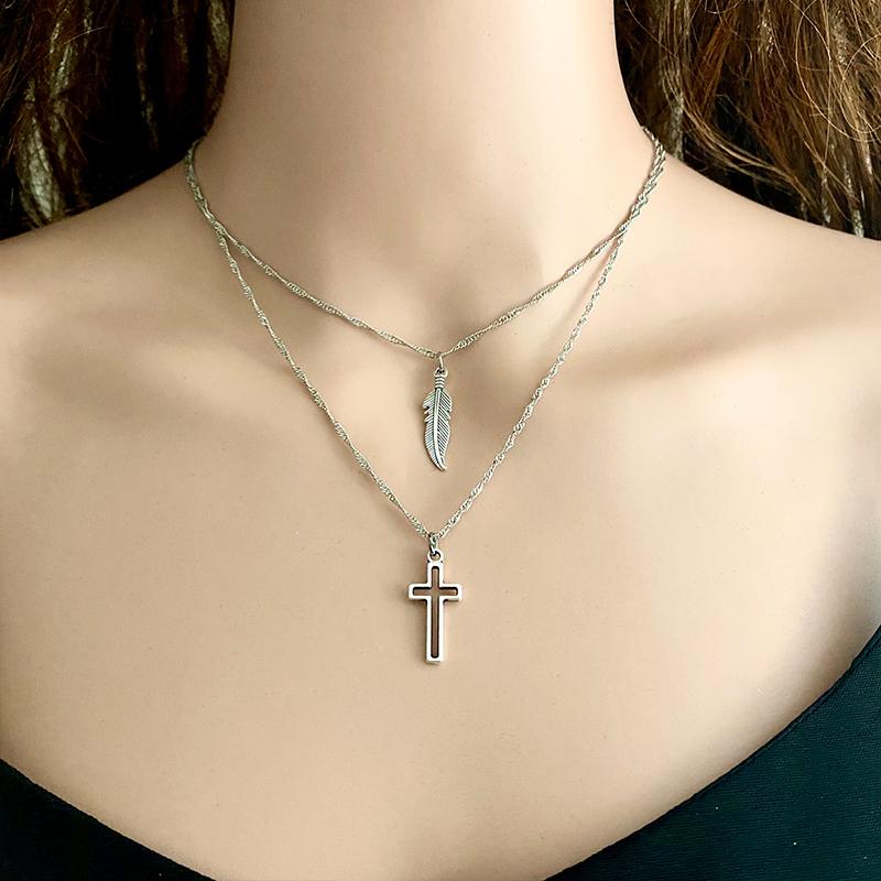 Pendant Necklaces Cross Retro Western Cowboy Metal Feather Chain Necklace Party Statement High Quality Trendy Display Women
Pendant Necklaces Cross Retro Western Cowboy Metal Feather Chain Necklace Party Statement High Quality Trendy Display Women