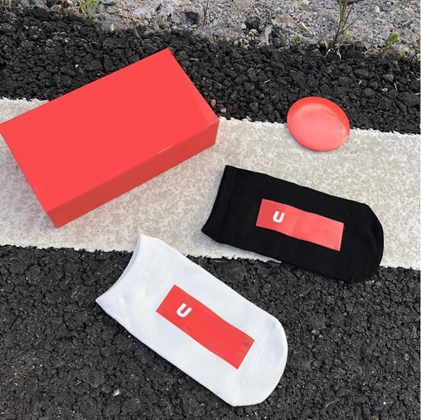 5 pairs of tide brand Box boat socks short summer thin cotton black ands white solid color men and women couple
5 pairs of tide brand Box boat socks short summer thin cotton black ands white solid color men and women couple
