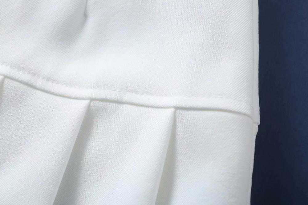 Women Super Pleated Mini Skirt in White / Black 210619